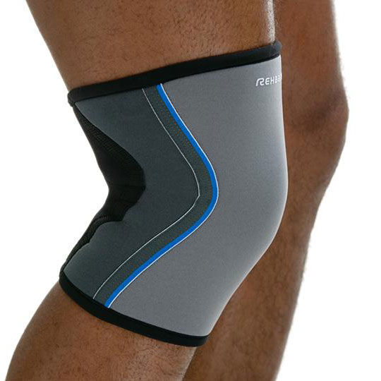 Наколенник. Поддержка, согревание коленного сустава, защита от травм и растяжений. Neoprene 7 mm., L